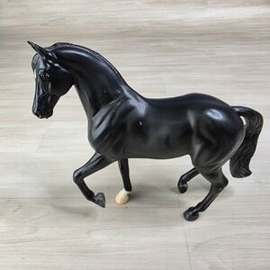Breyer Horses Classics Black Beauty Horse 7" x 8"